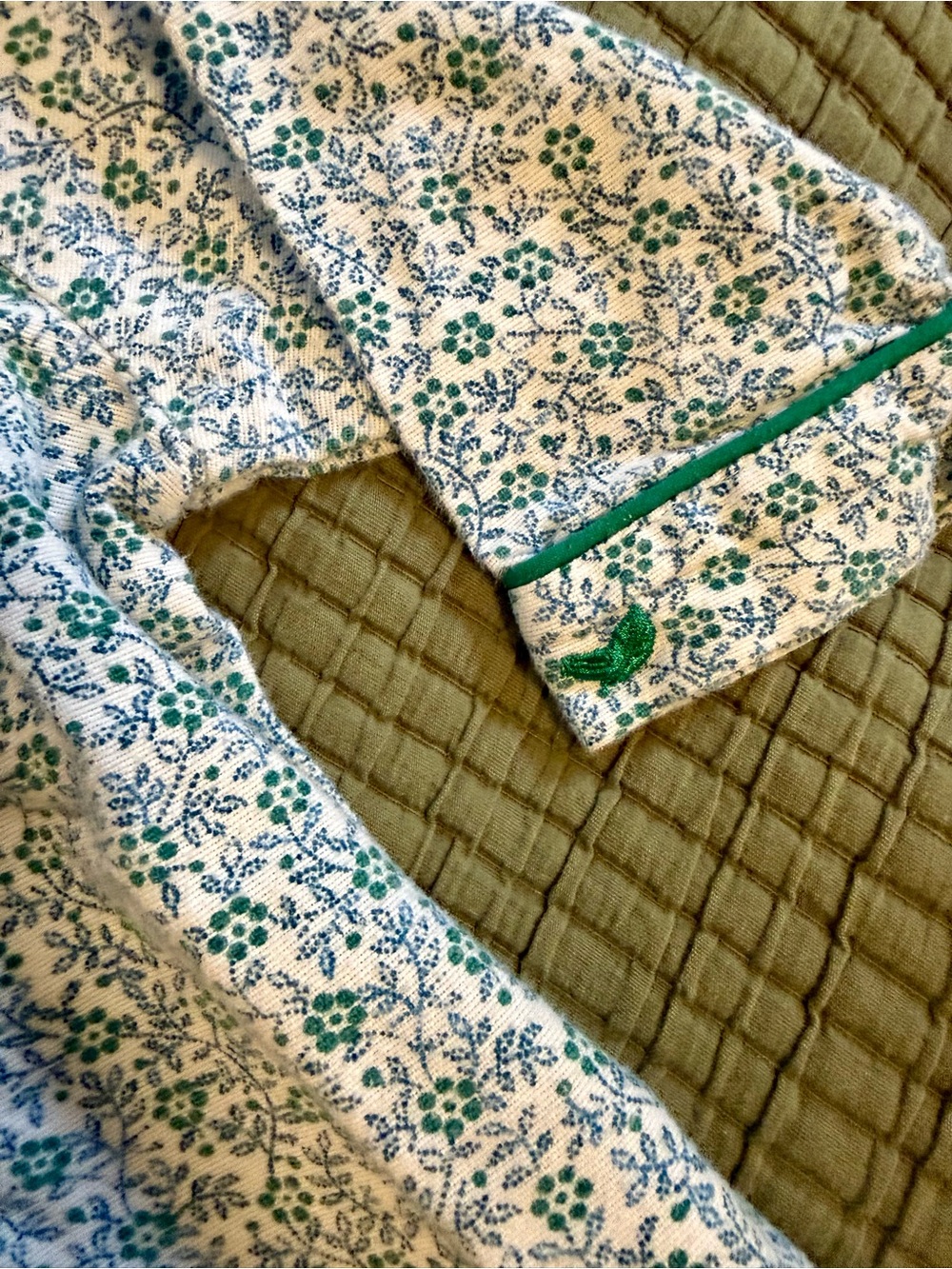 Petite Plume 12/18 mo Classic Romper in blue green paisley - Picture 4 of 5